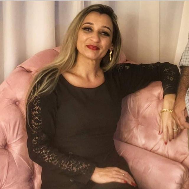 Taróloga e Sensitiva Cristina